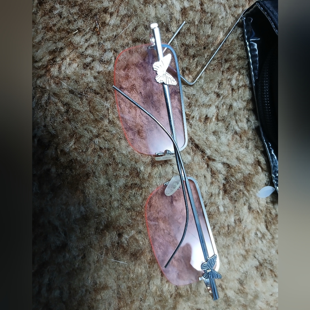 Pink Rimless Sunglasses - Picture 3 of 3